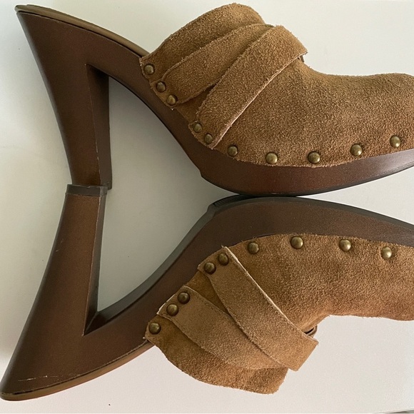 Clogs Wooden Buckle Heel Studded Suede Leather Women’s 9.5 Camel Tan Brown - Picture 10 of 10